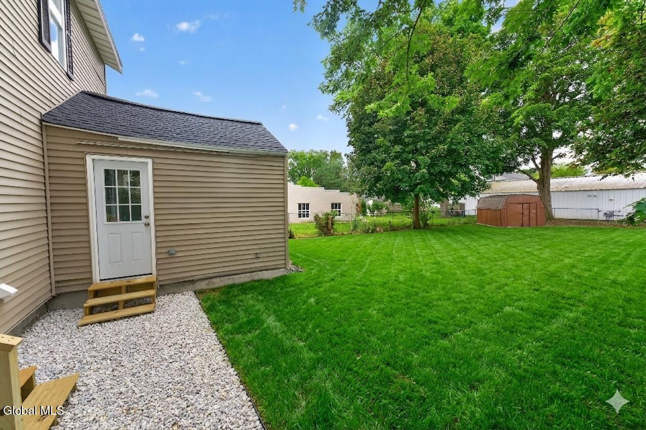 20 7th Street Waterford NY 12188