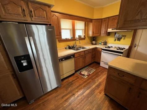 59 110th Street Troy NY 12182