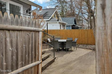 42 Irving Road Scotia NY 12302