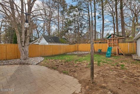 42 Irving Road Scotia NY 12302