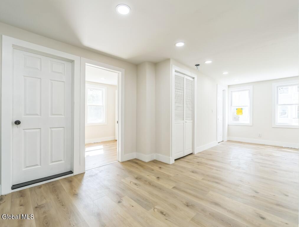889 Yorkston Street Schenectady NY 12303