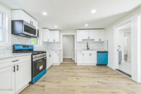 889 Yorkston Street Schenectady NY 12303