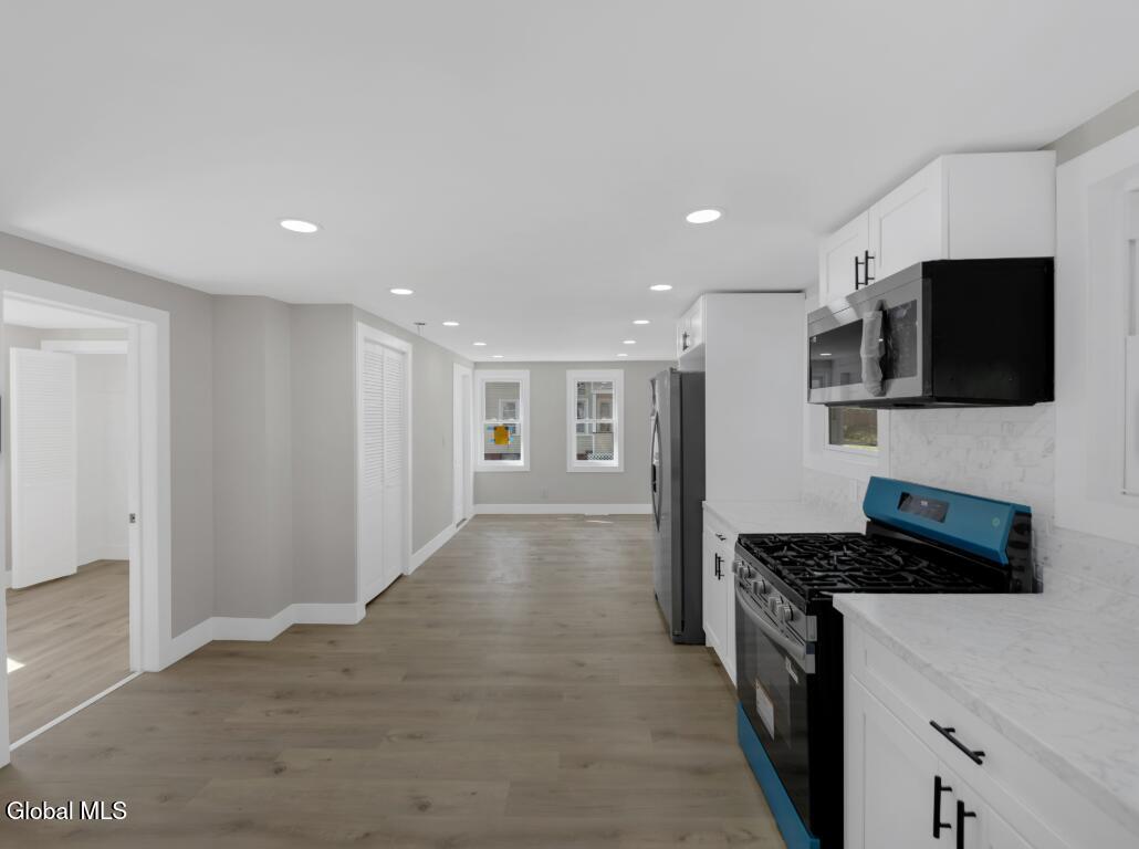 889 Yorkston Street Schenectady NY 12303