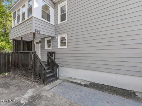 889 Yorkston Street Schenectady NY 12303