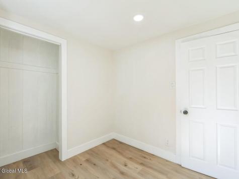 889 Yorkston Street Schenectady NY 12303