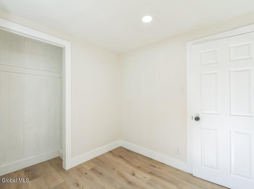 889 Yorkston Street Schenectady NY 12303