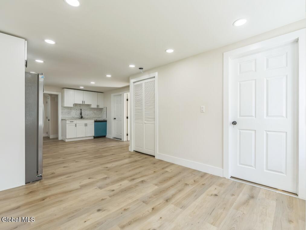 889 Yorkston Street Schenectady NY 12303