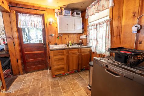 233 North Shore Road Caroga Lake NY 12032