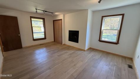 10282 State Route 149 Fort Ann NY 12827