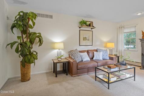 10 Tiffany Place Saratoga Springs NY 12866