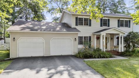 10 Tiffany Place Saratoga Springs NY 12866