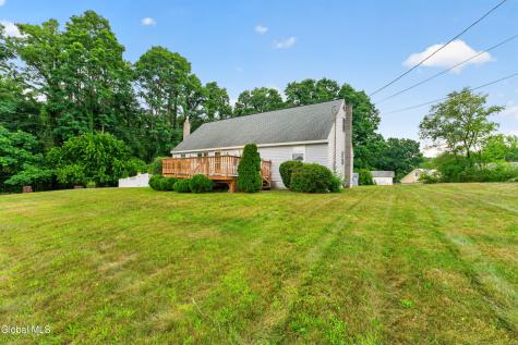 27 Fellows Road Halfmoon NY 12065