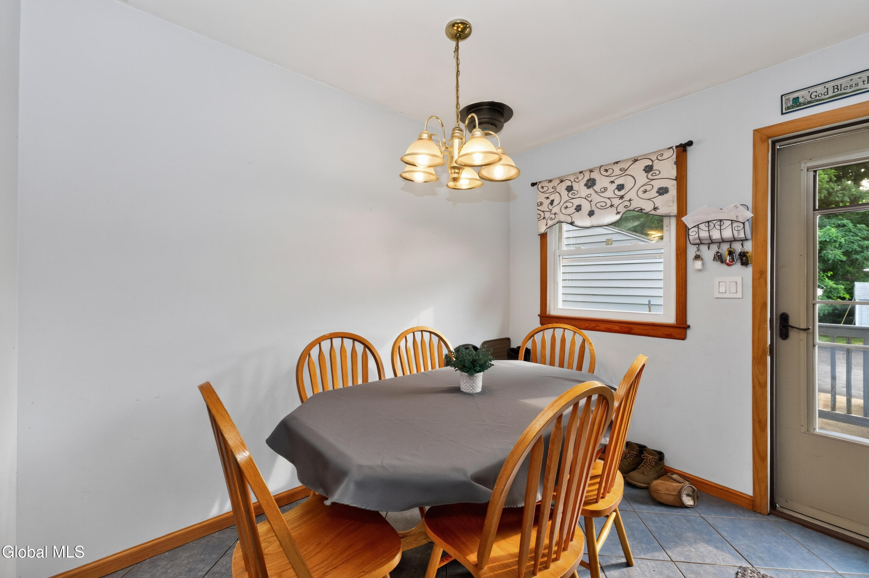 27 Fellows Road Halfmoon NY 12065