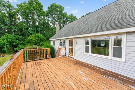 27 Fellows Road Halfmoon NY 12065