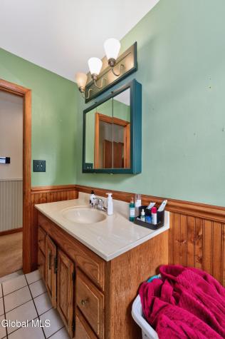 27 Fellows Road Halfmoon NY 12065
