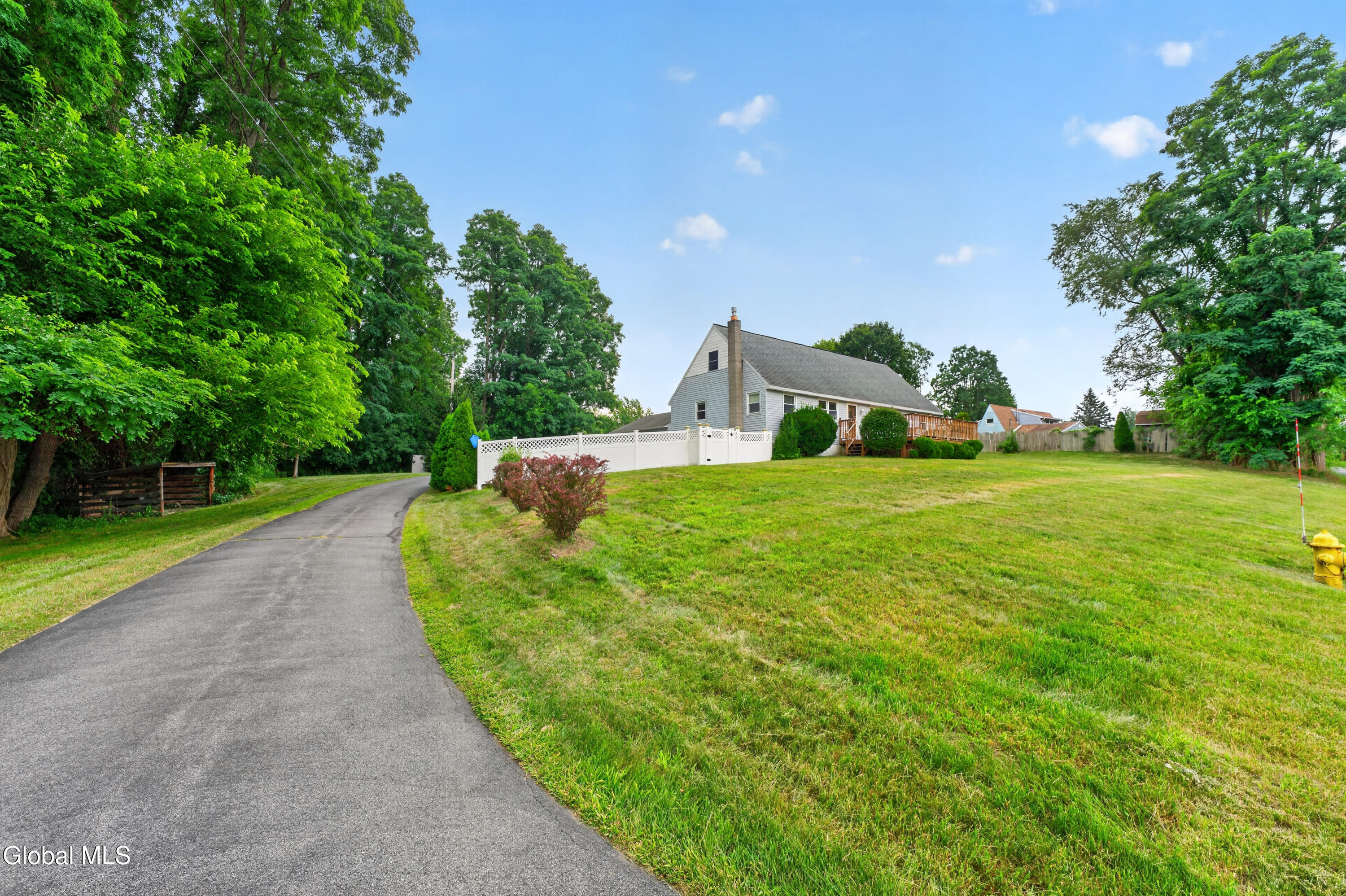27 Fellows Road Halfmoon NY 12065