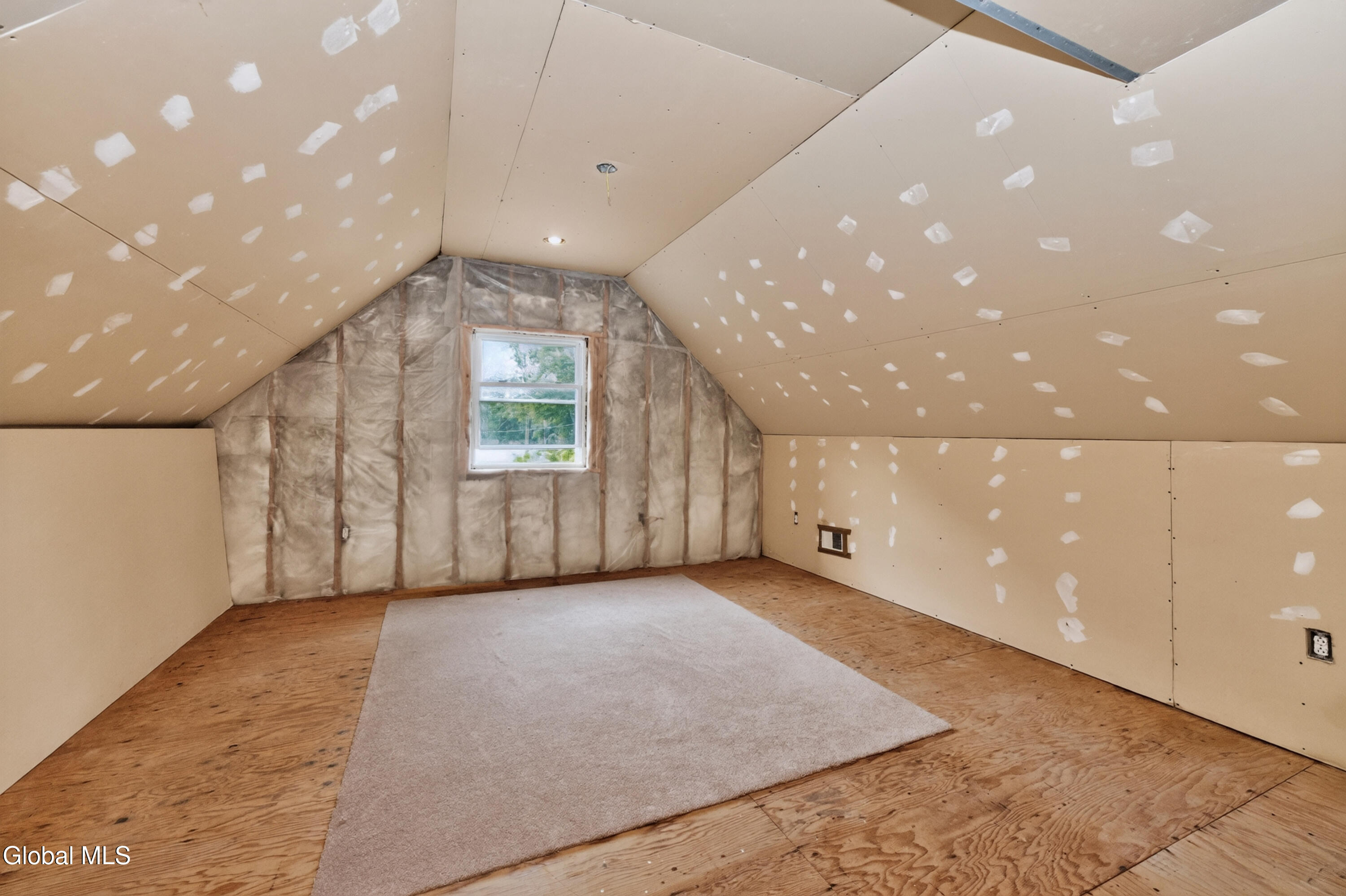 27 Fellows Road Halfmoon NY 12065