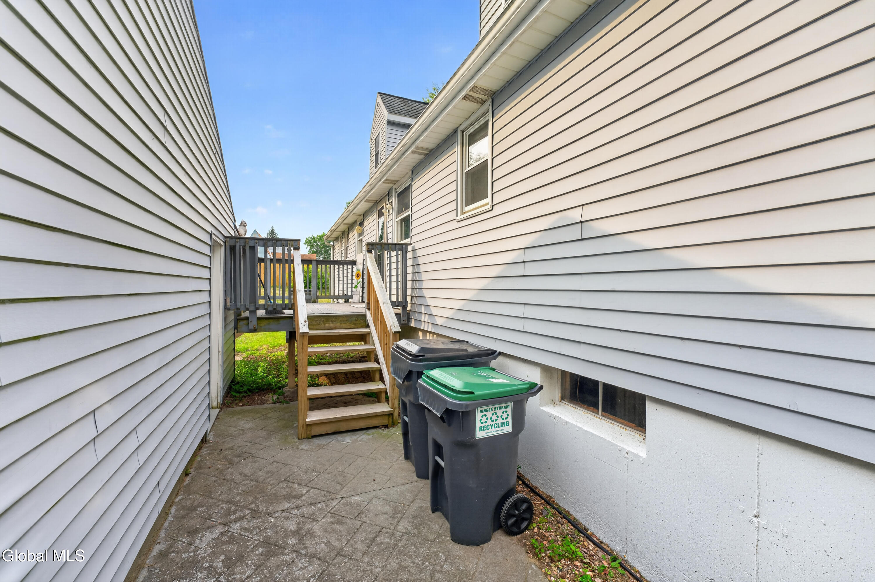 27 Fellows Road Halfmoon NY 12065