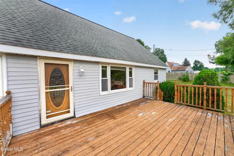 27 Fellows Road Halfmoon NY 12065