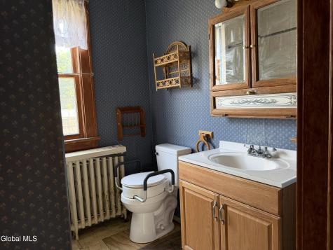 48 Brookview Avenue Troy NY 12180