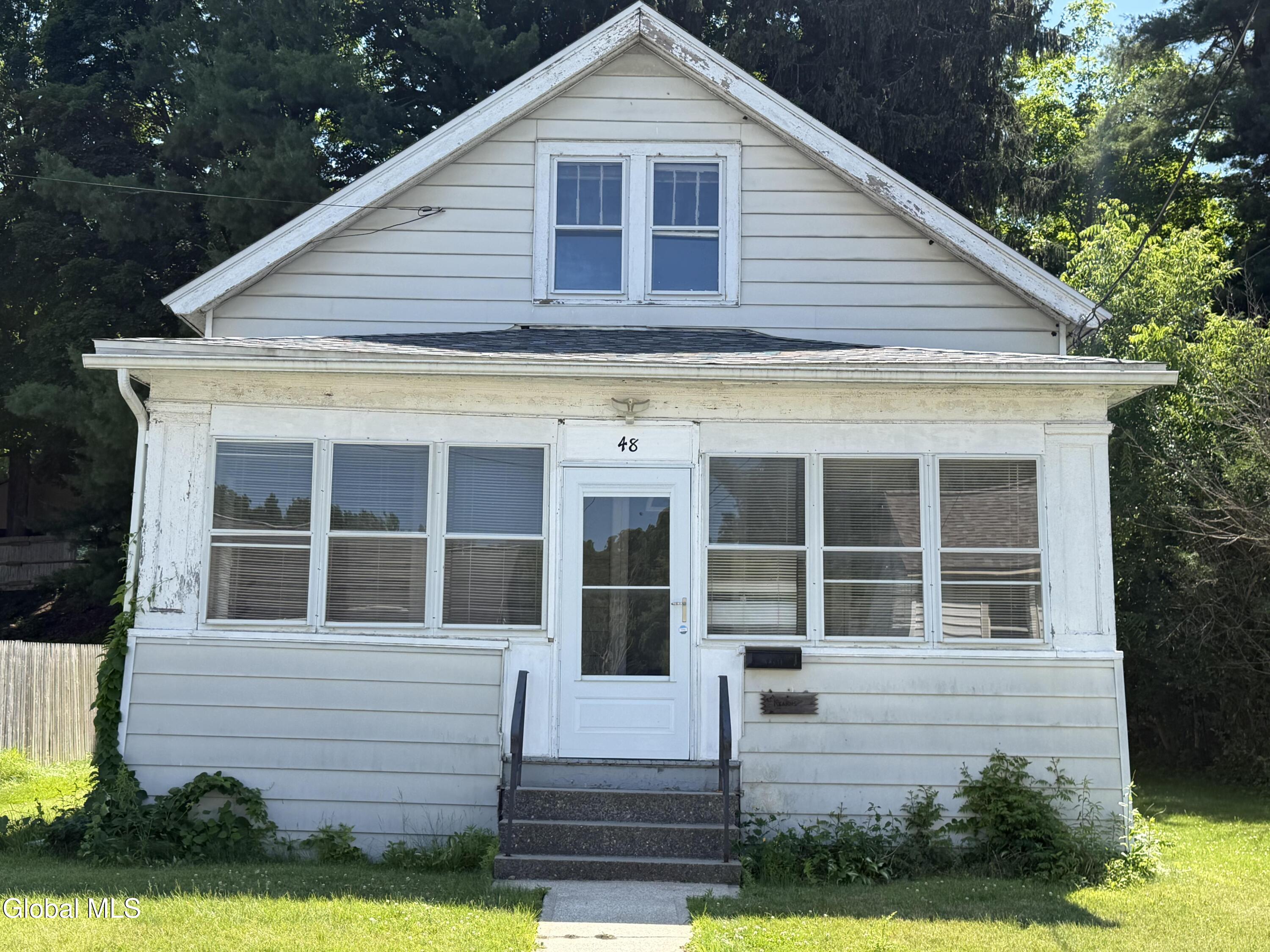 48 Brookview Avenue Troy NY 12180