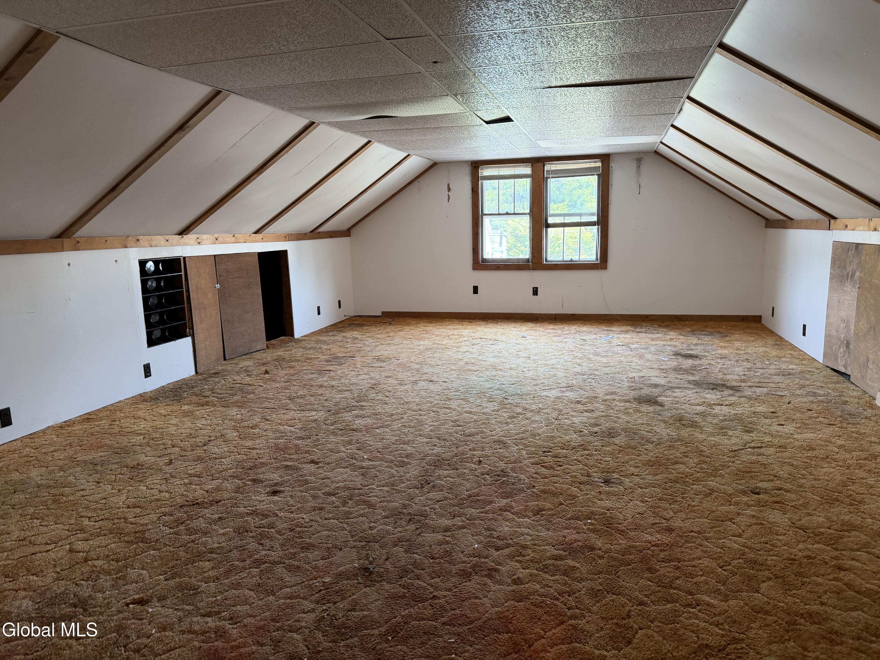 48 Brookview Avenue Troy NY 12180