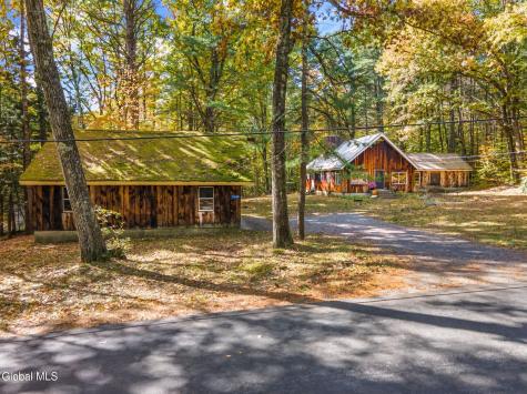 7143 Antioch Road Middle Grove NY 12850