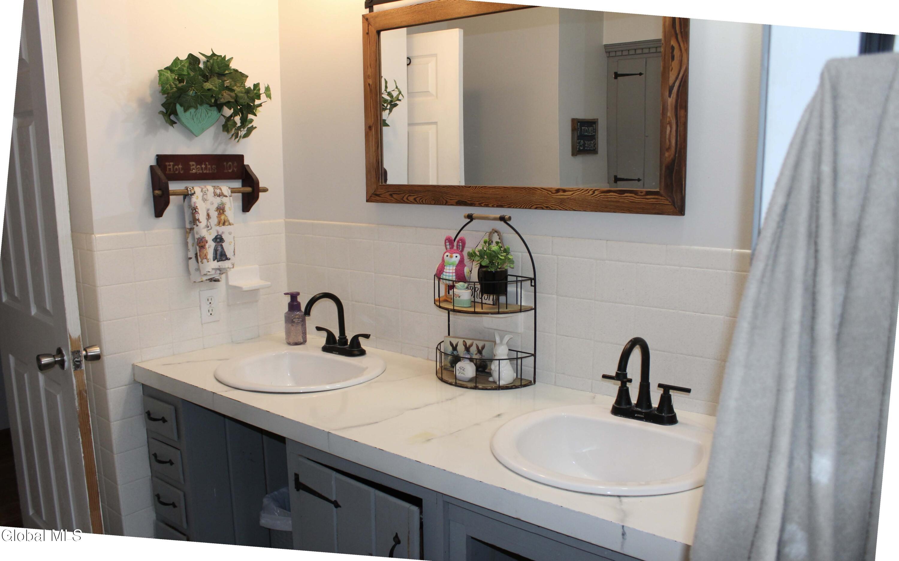 482 Sweetman Road Ballston Spa NY 12020