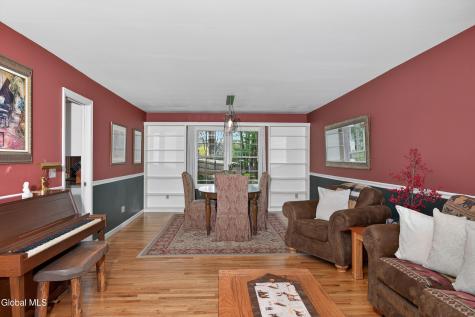 41 Salem Road Delmar NY 12054