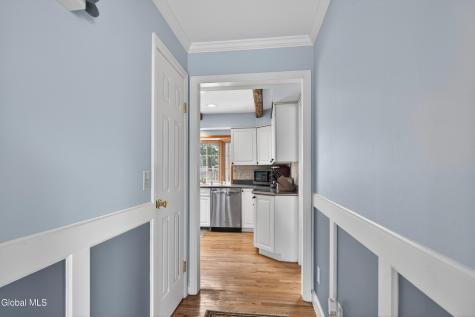41 Salem Road Delmar NY 12054