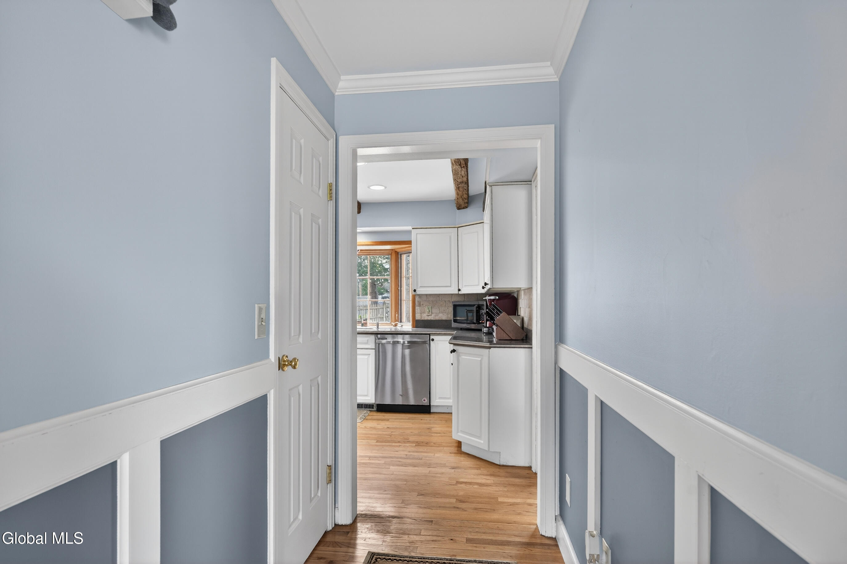 41 Salem Road Delmar NY 12054