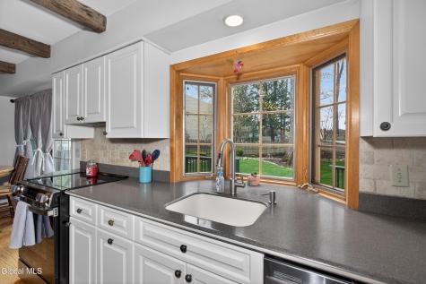 41 Salem Road Delmar NY 12054