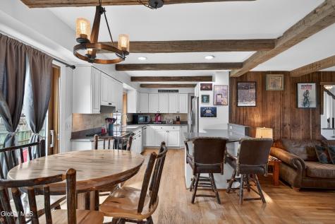 41 Salem Road Delmar NY 12054