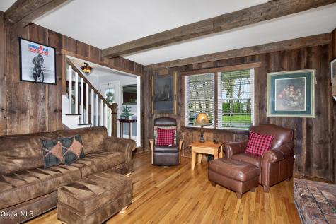 41 Salem Road Delmar NY 12054