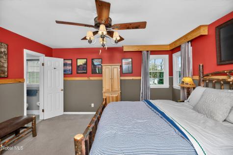 41 Salem Road Delmar NY 12054