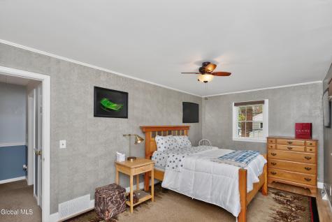41 Salem Road Delmar NY 12054