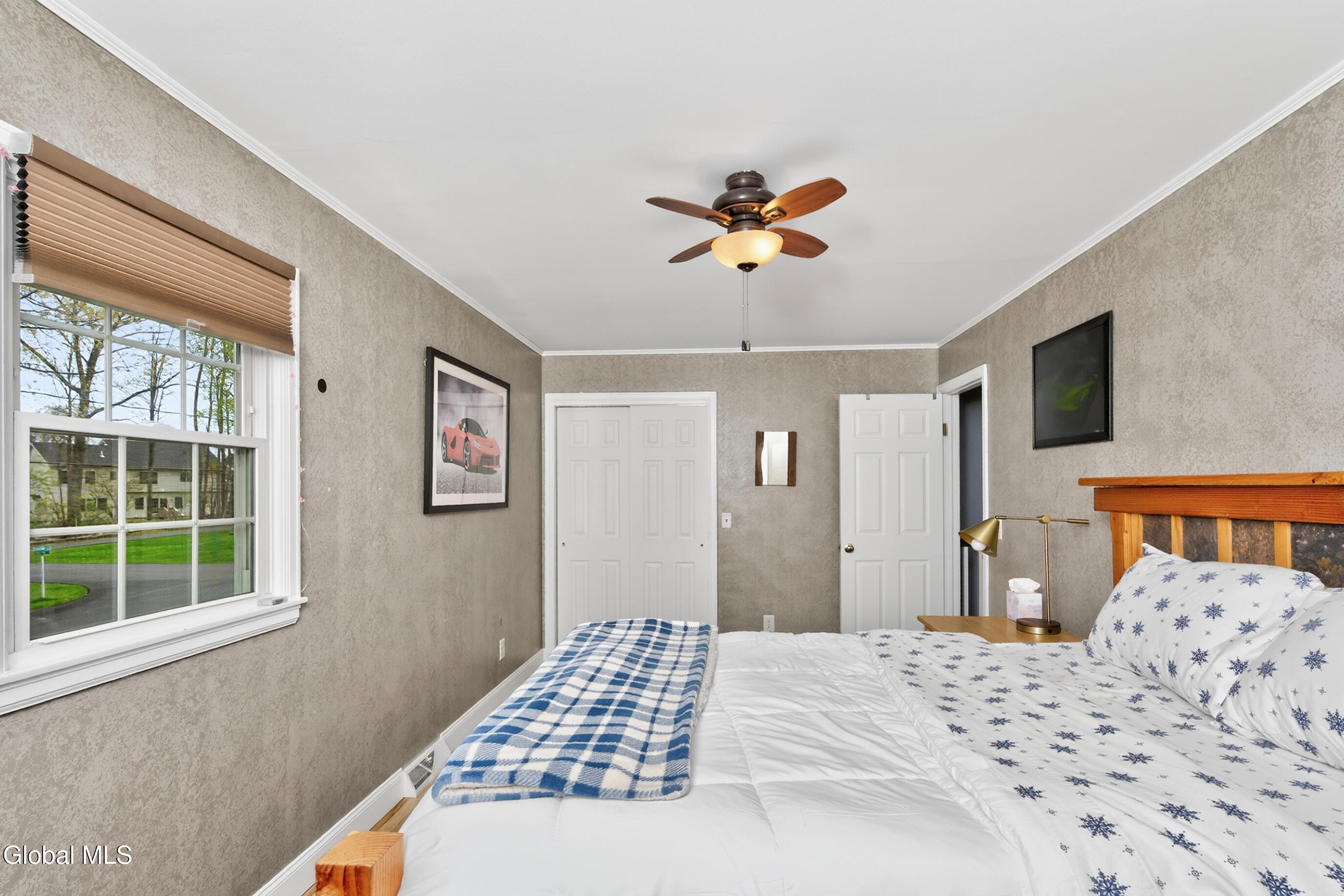41 Salem Road Delmar NY 12054
