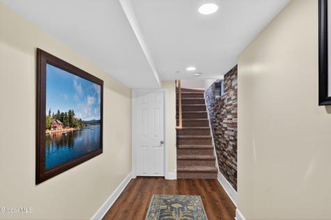 41 Salem Road Delmar NY 12054