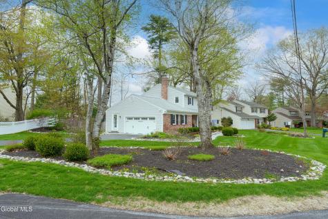 41 Salem Road Delmar NY 12054