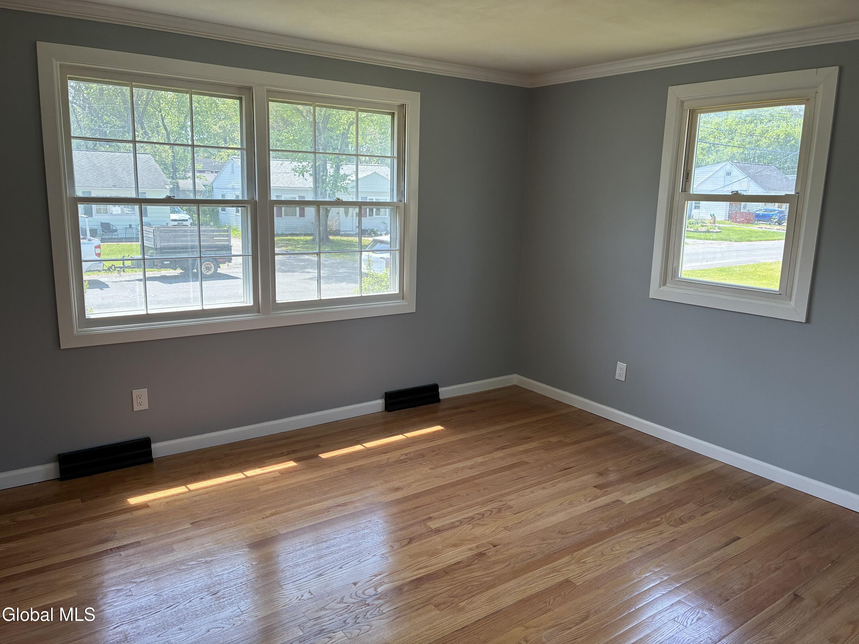 419 Clayton Road Schenectady NY 12304