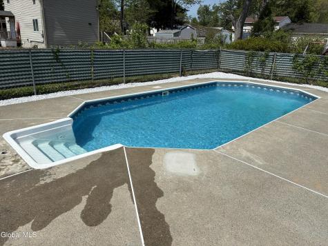 419 Clayton Road Schenectady NY 12304
