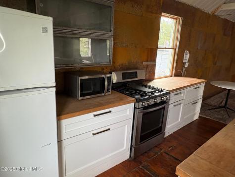 10 Thompson Street Ballston Spa NY 12020