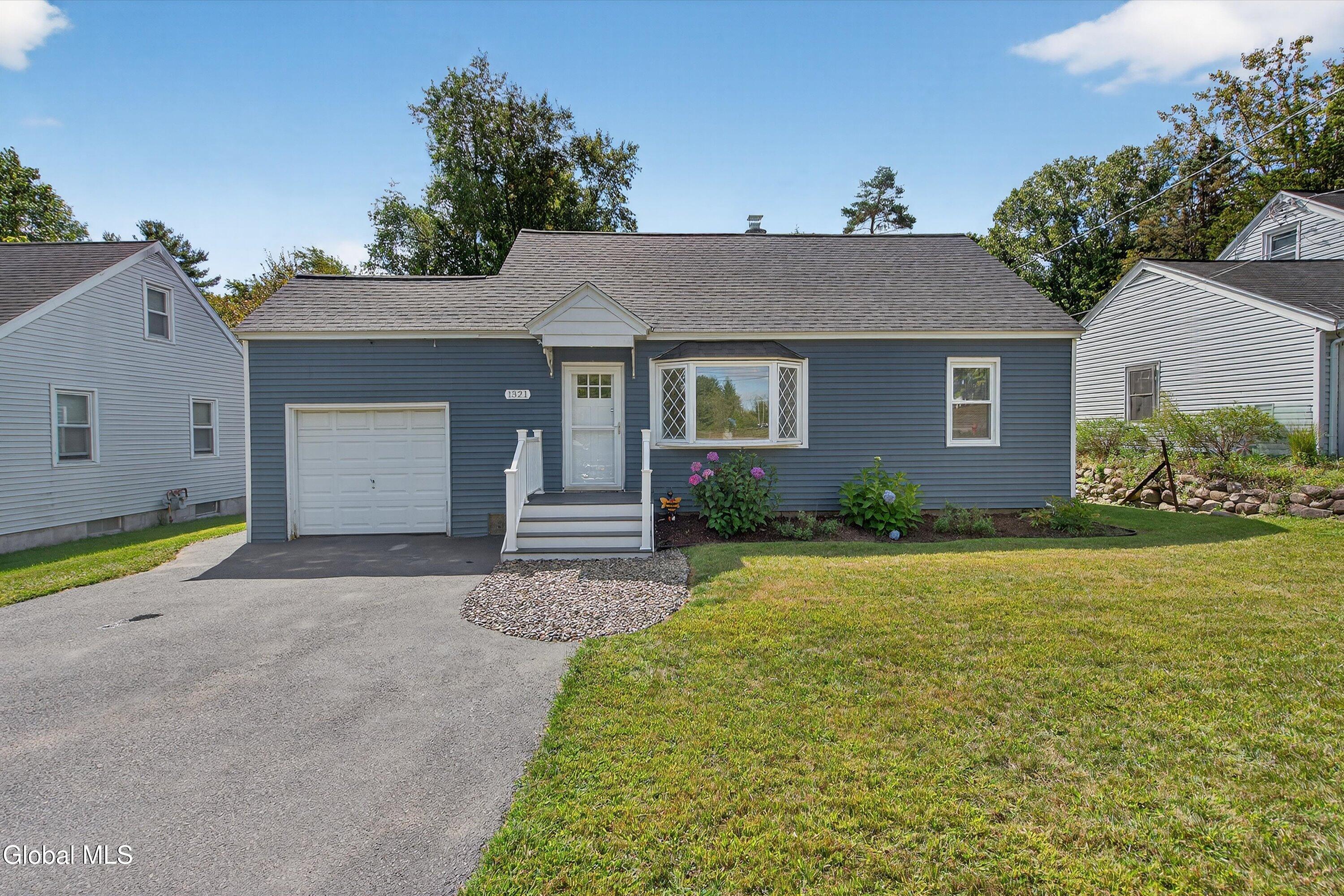 1321 W High Street Ballston Spa NY 12020