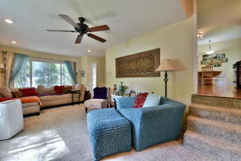 69 Gipp Road Guilderland NY 12203