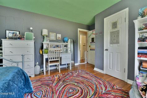 69 Gipp Road Guilderland NY 12203