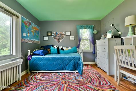 69 Gipp Road Guilderland NY 12203