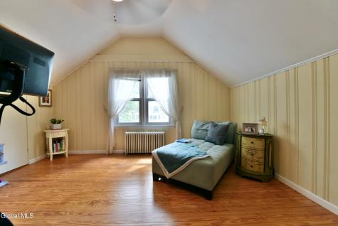 69 Gipp Road Guilderland NY 12203