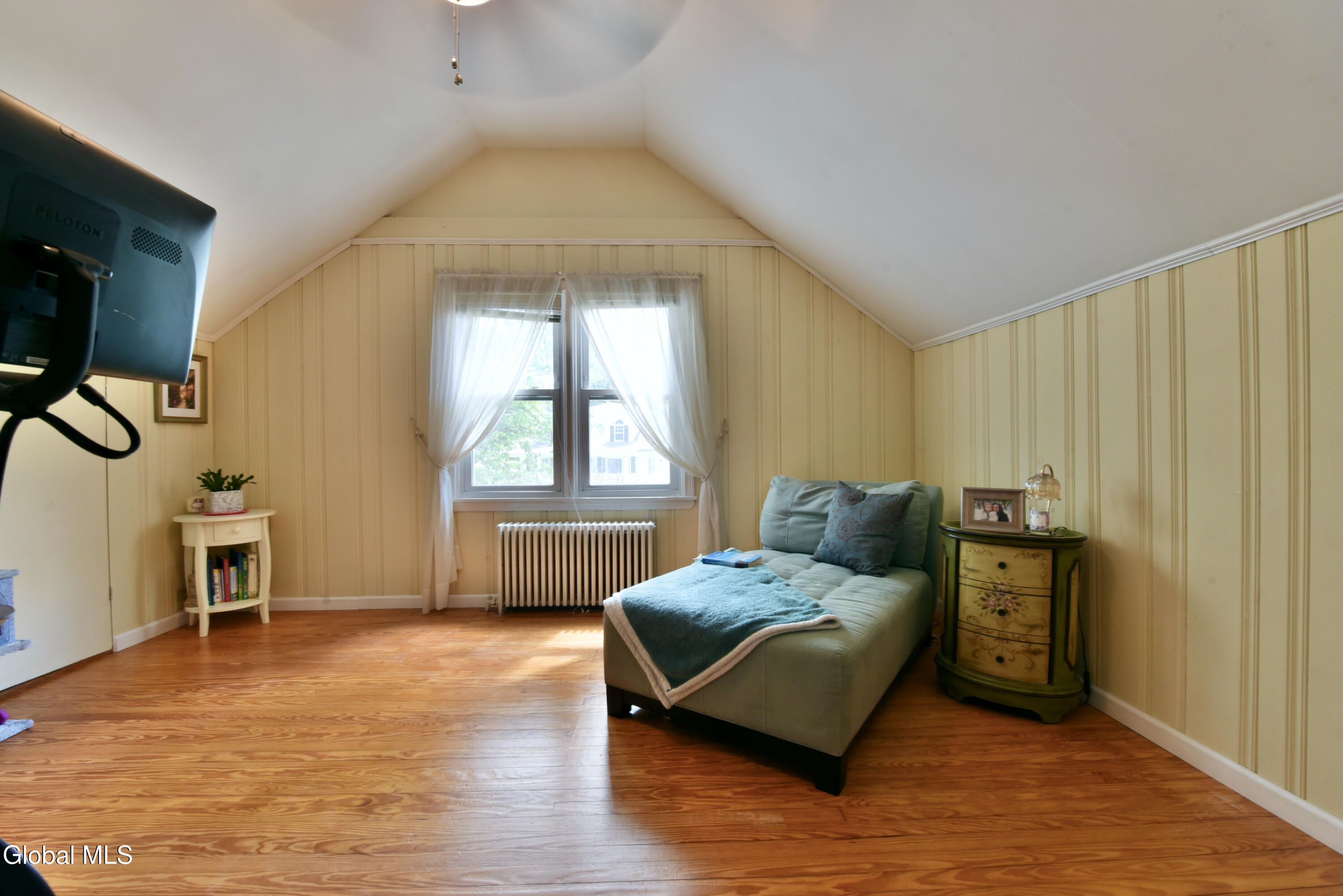 69 Gipp Road Guilderland NY 12203