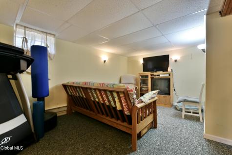 69 Gipp Road Guilderland NY 12203