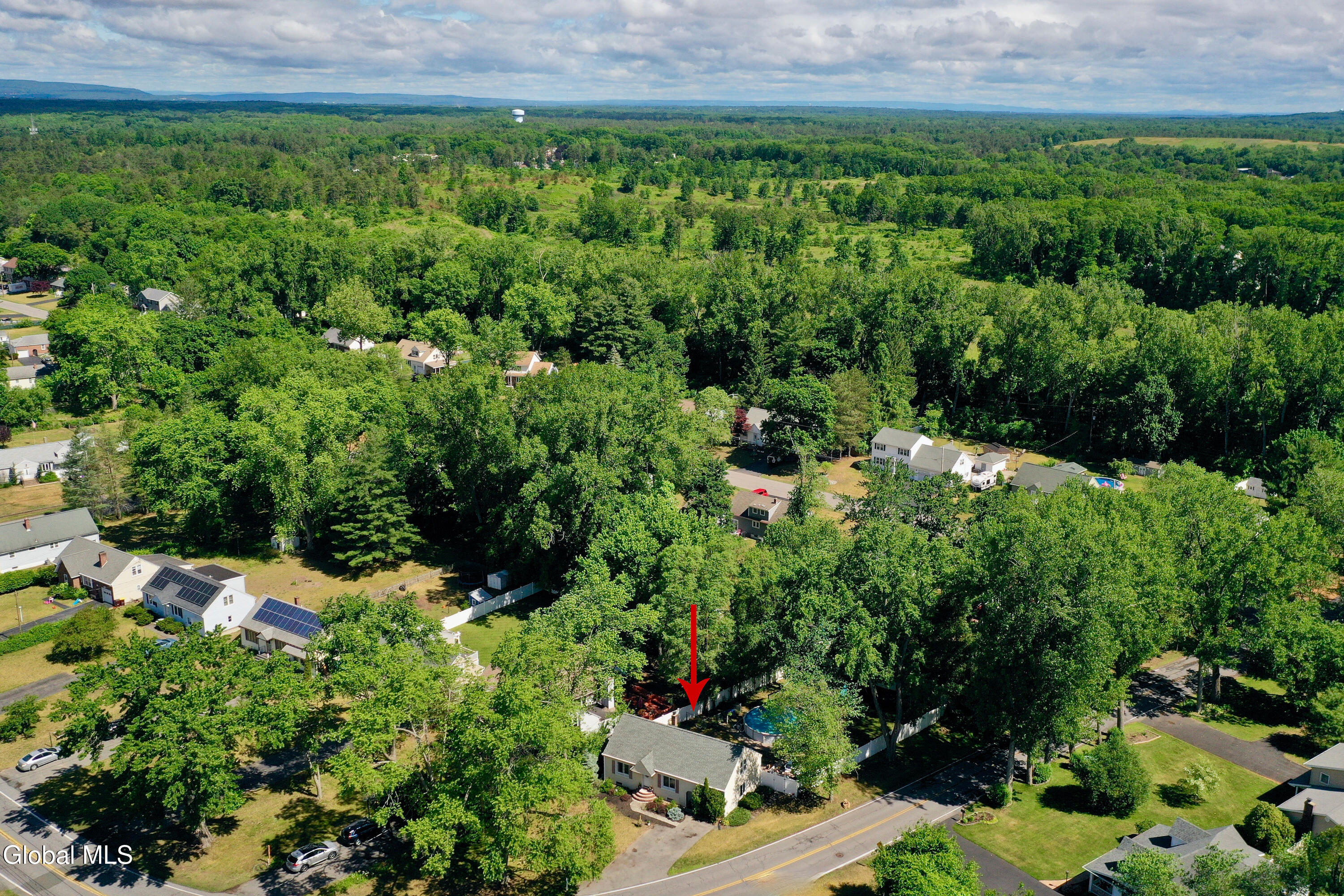 69 Gipp Road Guilderland NY 12203